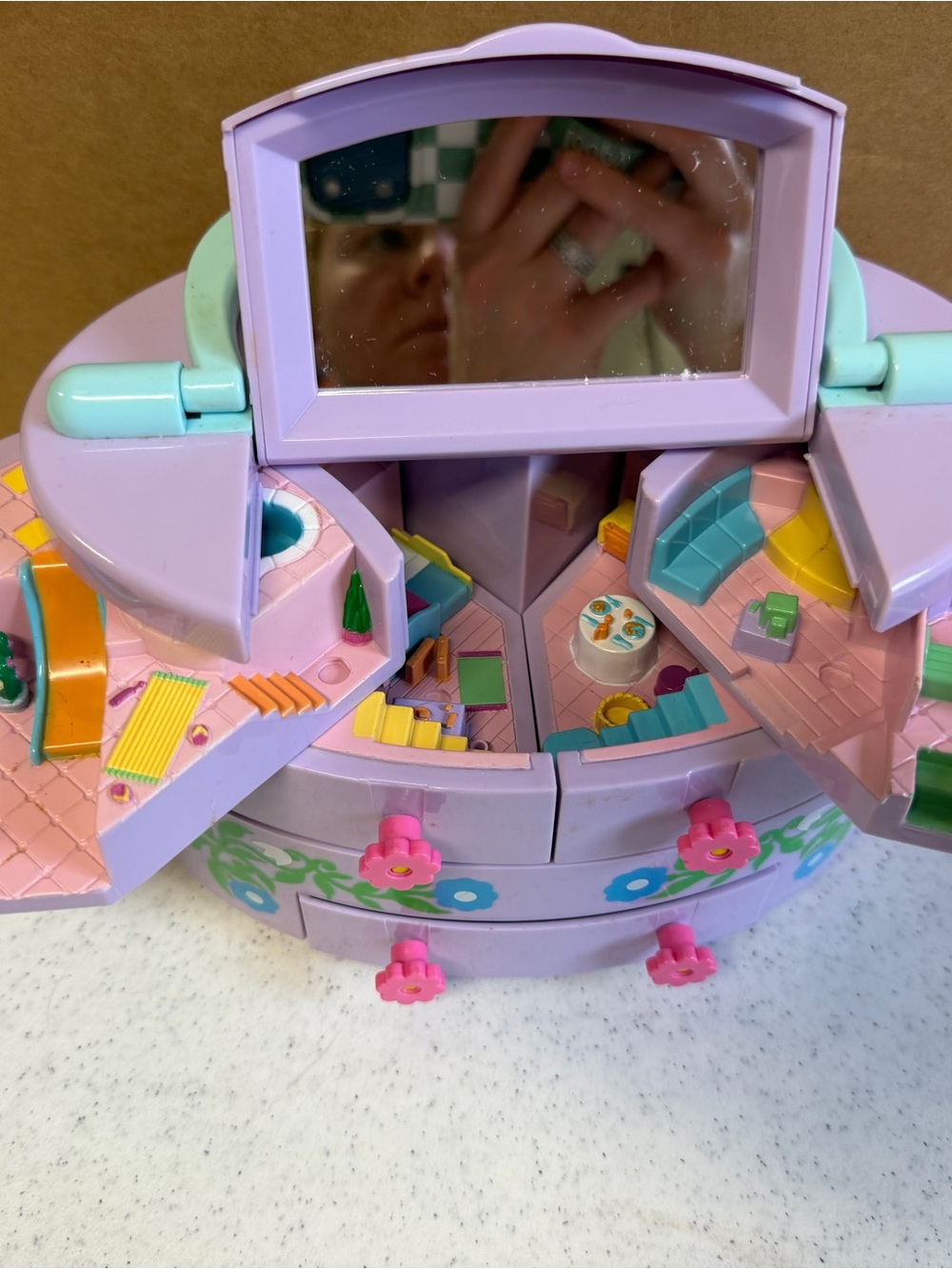Polly Pocket Vintage 1991 PULLOUT PLAYHOUSE Jewelry Box Great Condition 3 Dolls - Picture 5 of 10